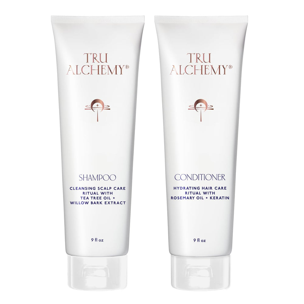 Tru Alchemy Shampooing, bouteille en gros plan, versement fluide pour une sensation de fraîcheur.