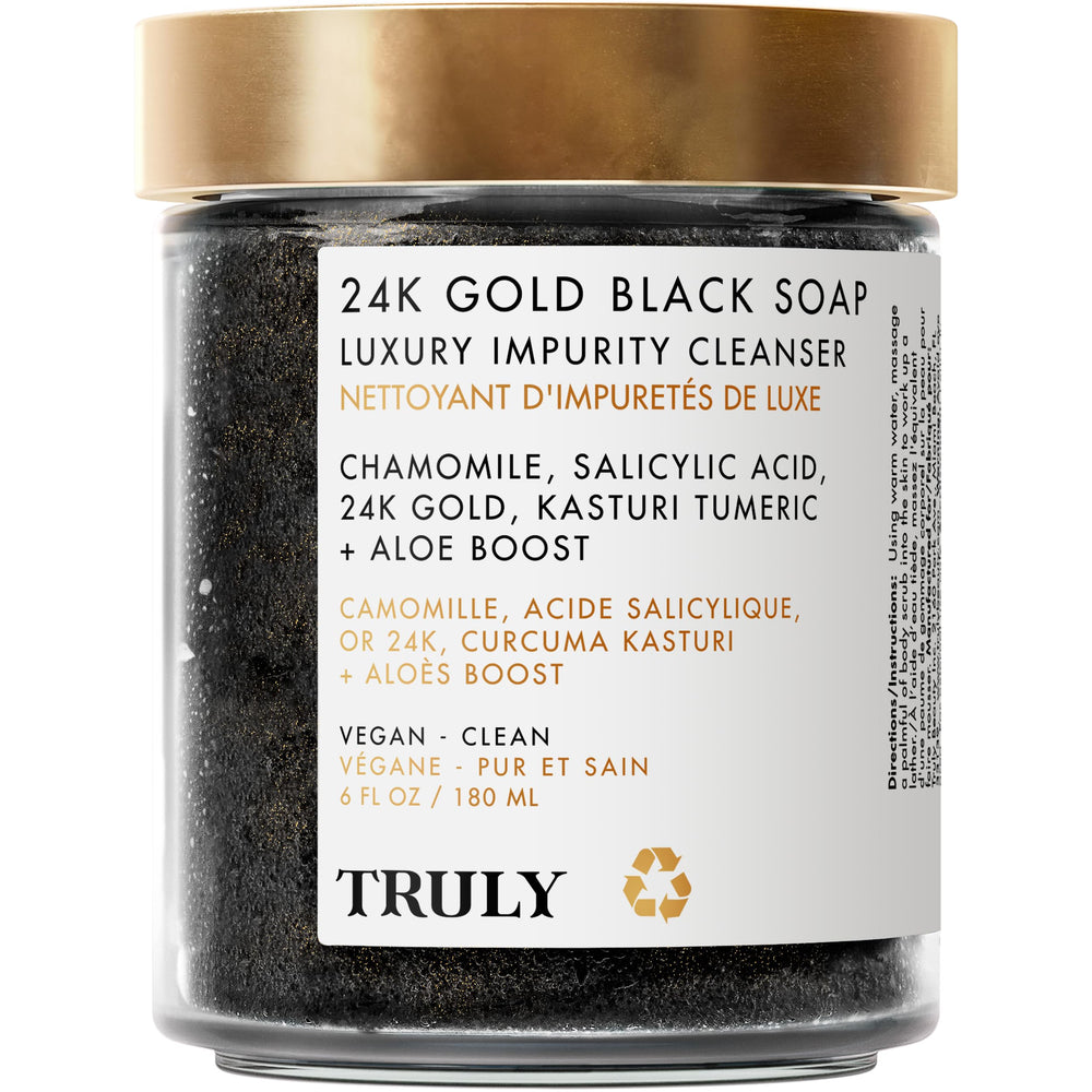Truly Savon Noir 24K Or Beurre Luxe sur flacon élégant, prêt pour votre routine.