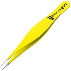 Pinces pointues Tweezer Guru pour sourcils et nez, précision contrôlée.
