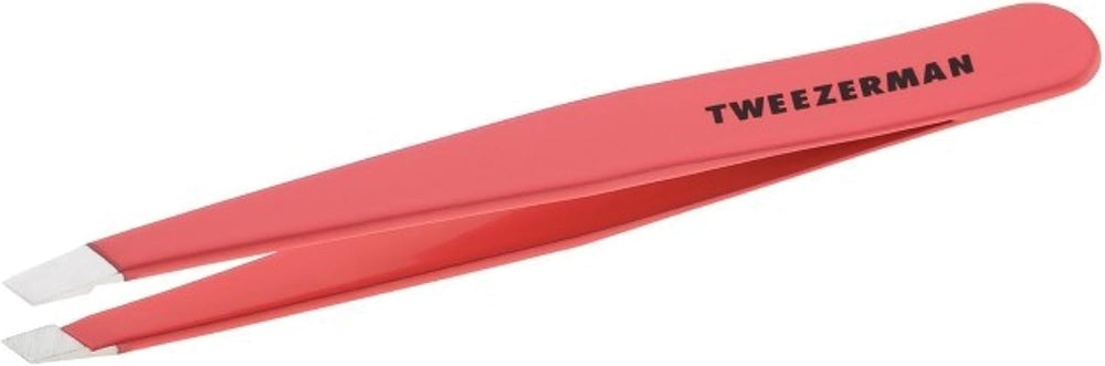 Pince Tweezerman inclinee 25 deg pour saisir chaque poil avec precision