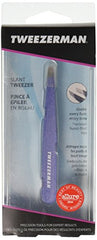 Tweezerman Slant pince prise en main precise pour capturer chaque poil