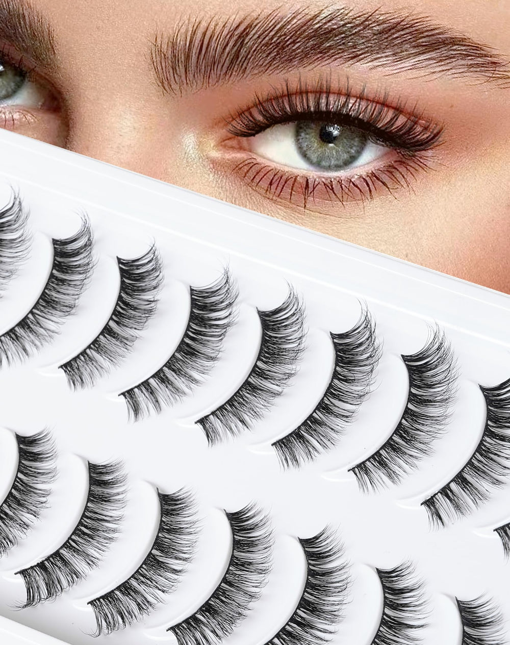 Cils Ukrizi naturels avec bande fine pour un regard discret et authentique.
