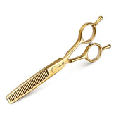 Ciseaux ULG: lames ultra-affûtées pour des coupes nettes sur tous types de cheveux.