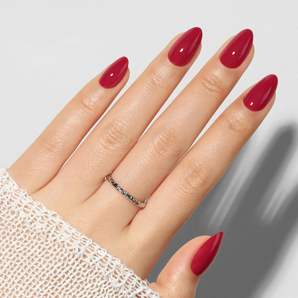 Ongles UNA GELLA à poser rouges amande, résultat rapide