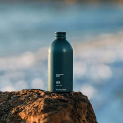 Uni Skin Shield – Mousse douce sur la peau pour un lavage délicat.