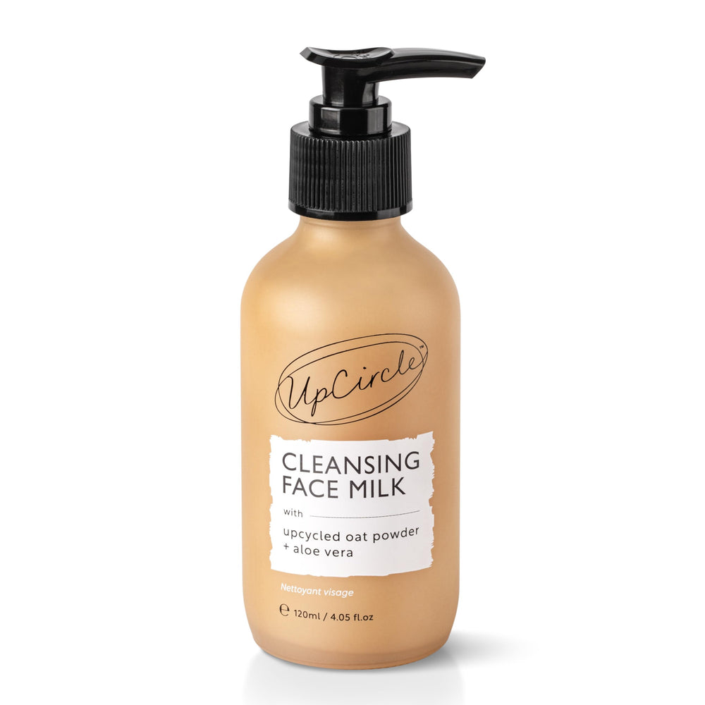 UPCIRCLE Lait nettoyant visage: texture douce avec Aloe et Avoine pour nettoyer en douceur.