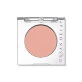 Urban Decay 24/7 Ombre Introvert Pêche Mat: couleur veloutée et longue tenue.