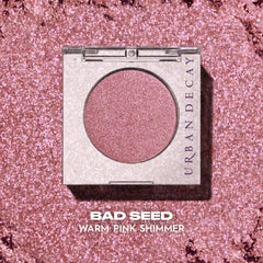 URBAN DECAY Bad Seed, application au doigt, couleur rose scintillante et rapide.