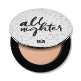 Urban Decay All Nighter Poudre translucide qui fixe le maquillage durablement et sans effet gras.