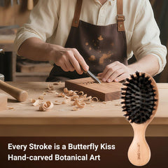URTHEONE brosse mini démêlante avec poils de sanglier, démêle sans tiraillement.