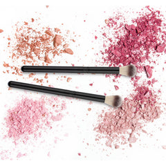 Brosse Urtlia pour application précise de l’ombre sur les yeux