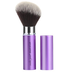 Pinceau blush en angle Vela.Yue, précision pour un contour naturel.