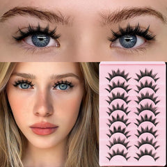 Regard manga avec pointes pour un effet expressif.