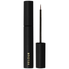 Velour Strong Colle cils avec brosse noir pour une application précise.