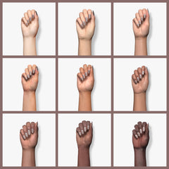 Vernis essie, fini brillant qui met en valeur les ongles.