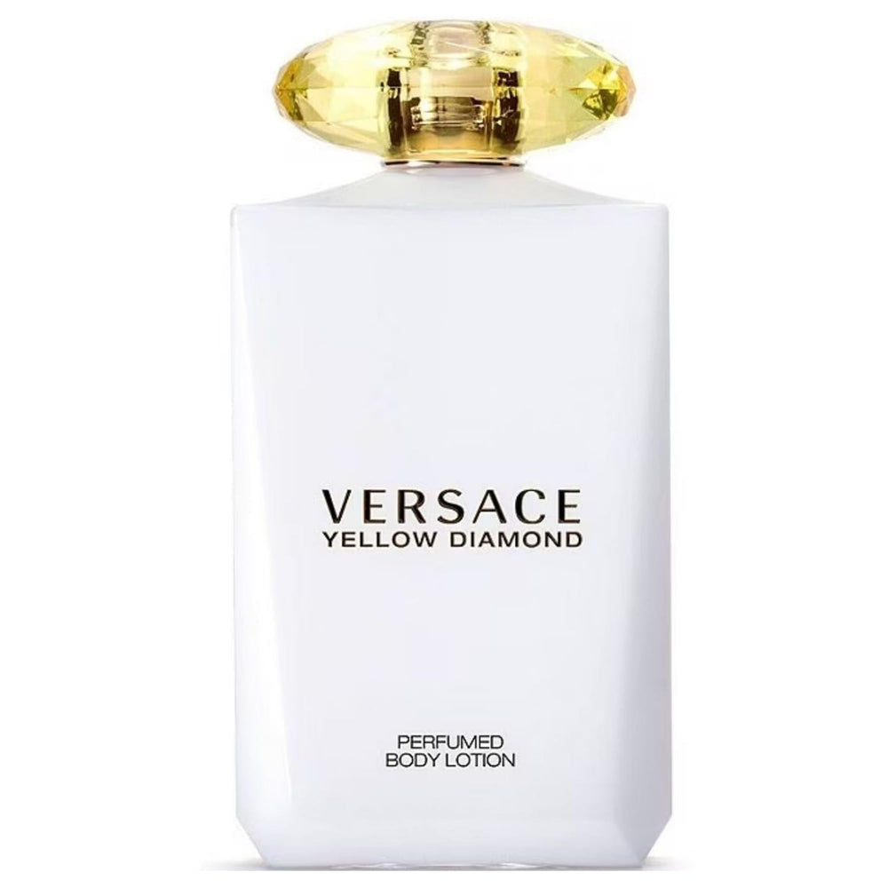 Lait corporel Versace Yellow Diamond, texture crèmeuse pour hydratation enveloppante et durable.
