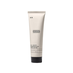 Versed Day Maker nettoyant exfoliant crèmeux sur peau nette pour un éclat doux et durable