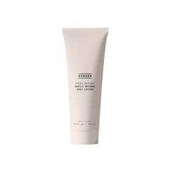 Versed Press Restart Lotion: bouteille et hydratation légère sans gras.