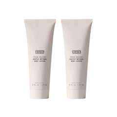 Versed Press Restart Lotion pour le corps—bouteille prête à hydrater et tonifier.