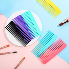 Vesici peignes à dents larges, emballage séparé, pratique à offrir ou transporter.