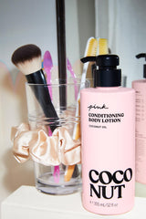Victoria's Secret Pink Coco : application douce laissant la peau confortable
