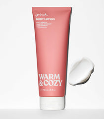 Victoria's Secret PINK Warm & Cozy: texture crèmeuse prête à l'hydratation rapide.