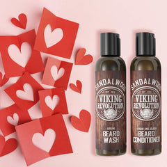 Viking Revolution après-shampoing barbe bois de santal, démêle et adoucit les poils.
