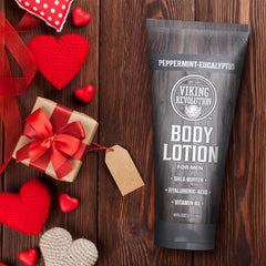 Texture non grasse de la lotion Viking Revolution pour application rapide
