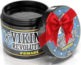 Pomade Viking Revolution pour homme: tenue ferme et brillance élevée, look soigné.