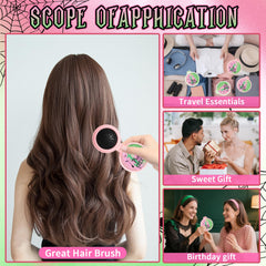 Brosse cheveux sorcière rose Vynium, petit format pratique à glisser dans une poche.