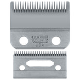 Wahl Professional lame en coin offre une coupe précise et nette.