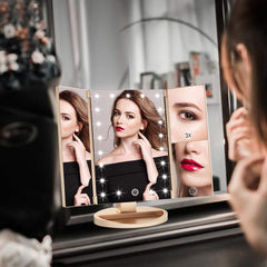 WEILY miroir-maquillage rotation 180 degres offre des angles faciles.