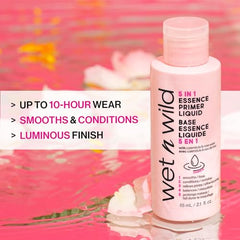 wet n wild base essence 5-en-1, texture légère prête à l'éclat durable.