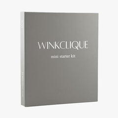 Démaquillant cils mini WinkClique facilite le retrait en douceur.