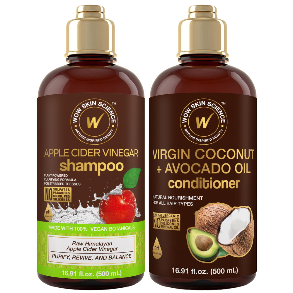 Shampoing WOW Skin Science vinaigre de cidre de pomme en bouteille, cuir chevelu clair et cheveux éclatants.