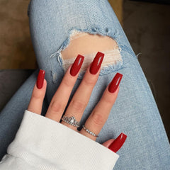 Ongles XCREANDO auto-collants, rectangle moyen, gros plan, rendu naturel et durable.