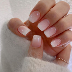Ongles XCREANDO Ombre Rose – dégradé naturel et élégant.