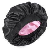 XRACEPHOL bonnet satin noir et rose, vue avant montrant la double couche protectrice。