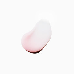 Application matin et soir du gel hydratant Yes To pour une hydratation douce.