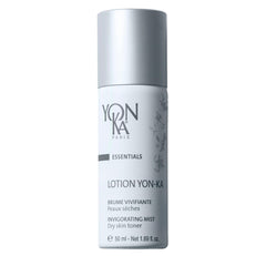 YonKa Lotion PS Toner : brume visage rafraîchissante qui hydrate et apaise la peau.