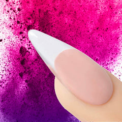 Poudre Core Teinte Peau Young Nails pour des ongles élégants.
