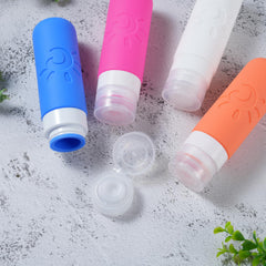 Trousse Zafit transparente pour ranger les produits de toilette.