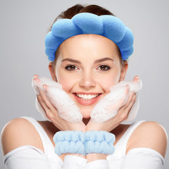 Poignet zkptops assorti, pratique pour maintenir les cheveux lors du soin.
