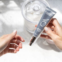ZO SKIN HEALTH Instant Pore Refiner – Application et gestes pour pores resserrés