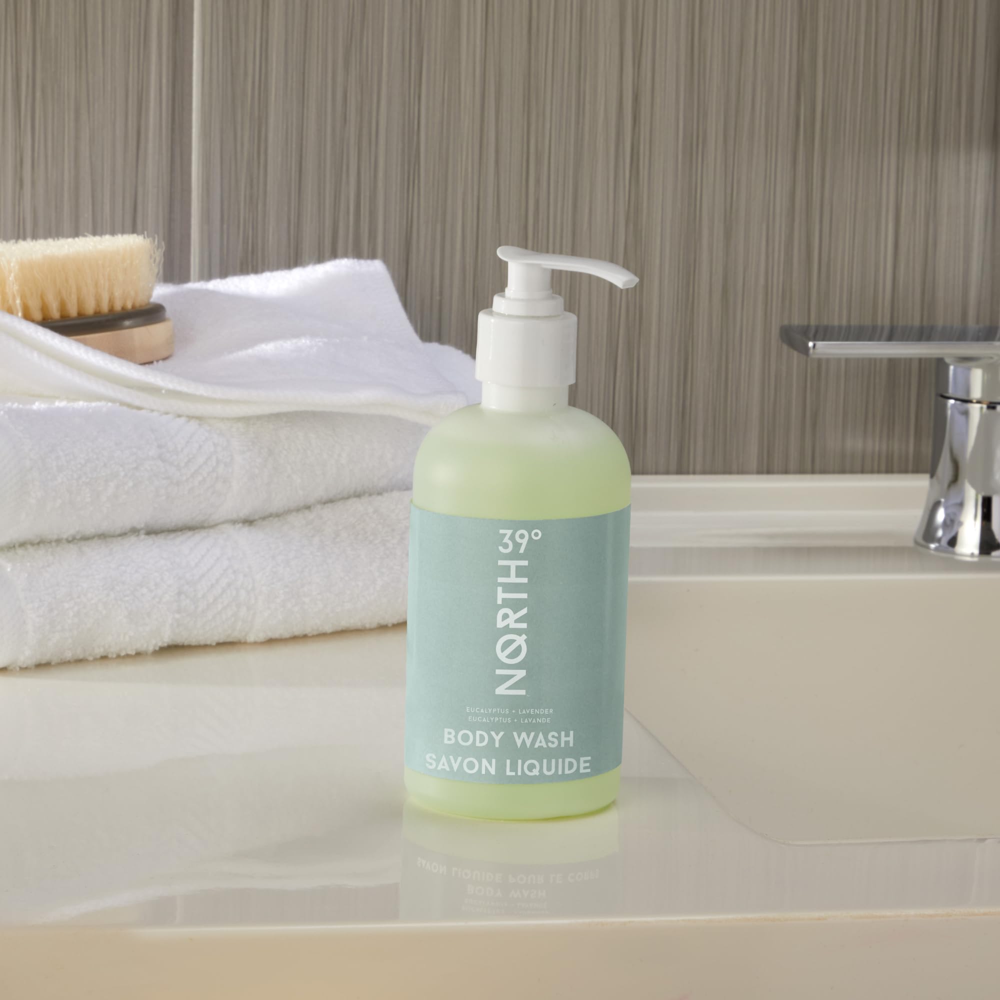 Gel douche 39° North, etiquette hôtel, soin premium