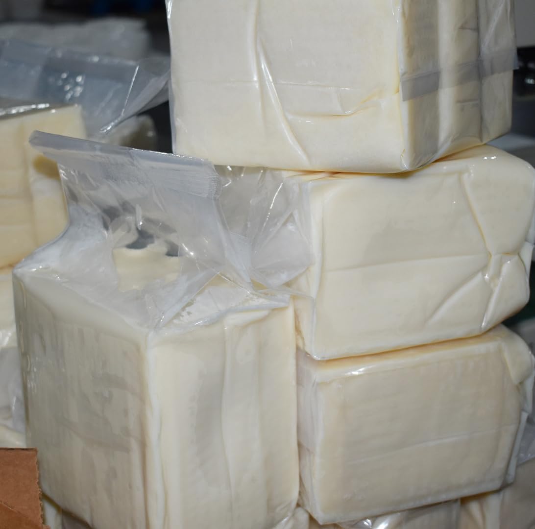 Beurre mangue 3cayg offre hydratation quotidienne et peau nourrie sans résidu gras.
