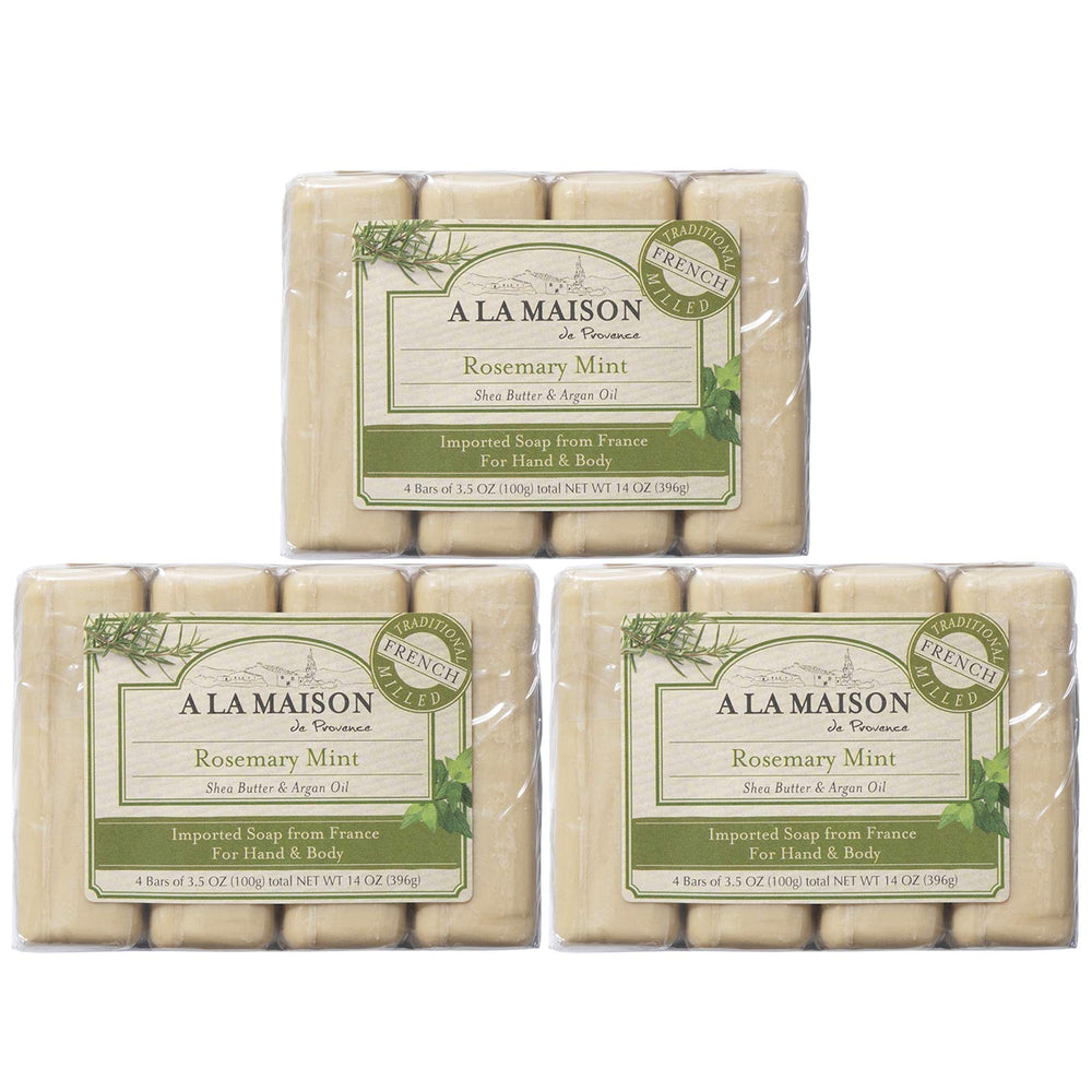 A LA MAISON Rosemary Mint Bar Soap, photo-ensemble montrant l'emballage et les barres pour usage quotidien.