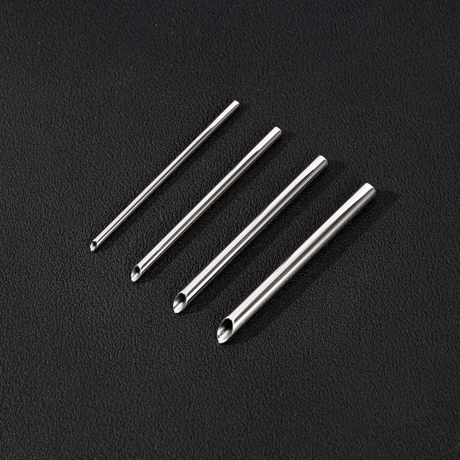 AccGin tube récepteur piercing 5mm avec angle 45° pour divers piercings.
