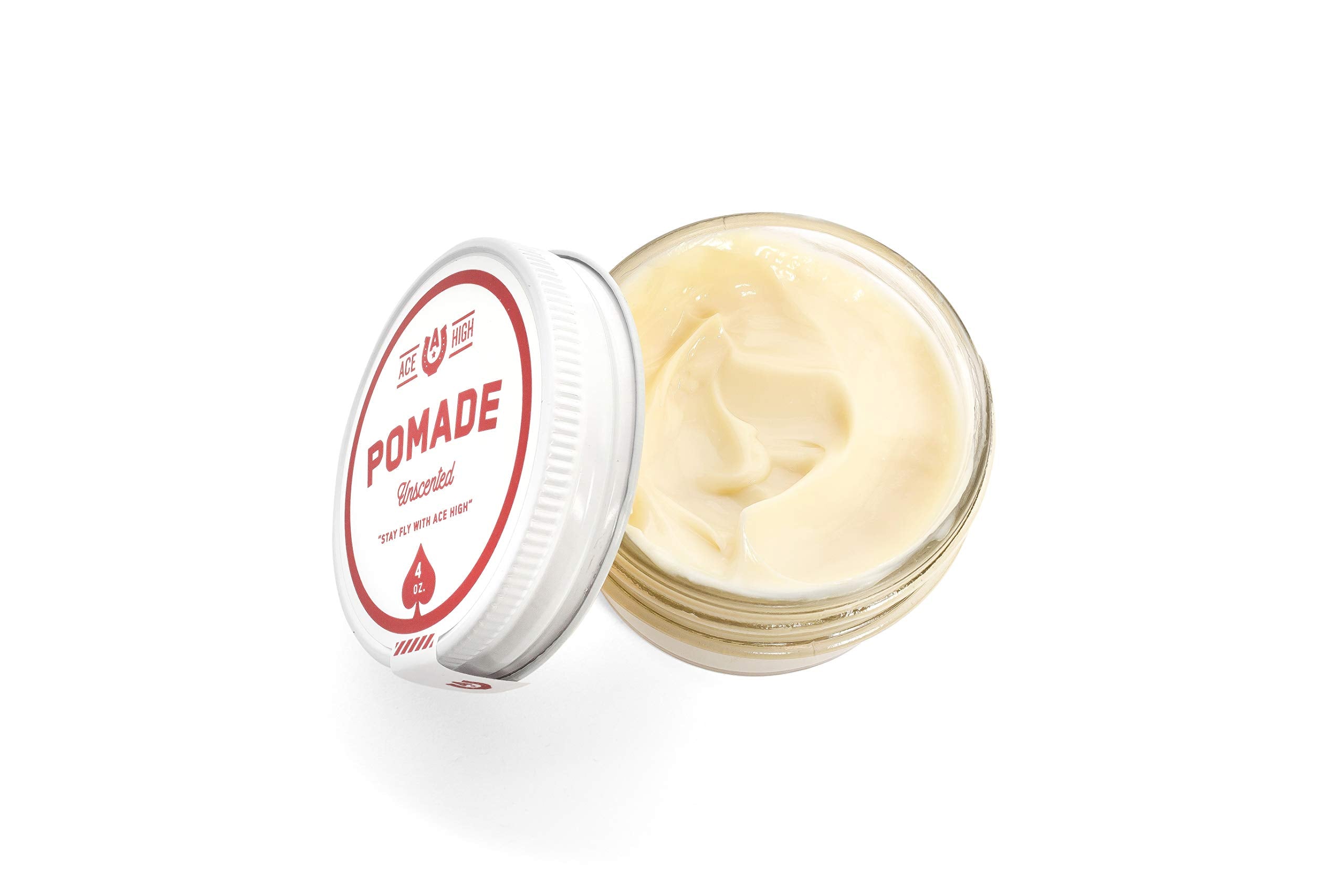 Ace High pomade base eau dans le pot, texture légère et lavage facile.