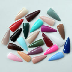 Ongles AddFavor brillants, couleurs vibrantes variées.